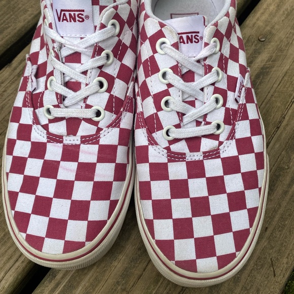 Vans Red and White Checkered lace up Shoes - Picture 3 of 8